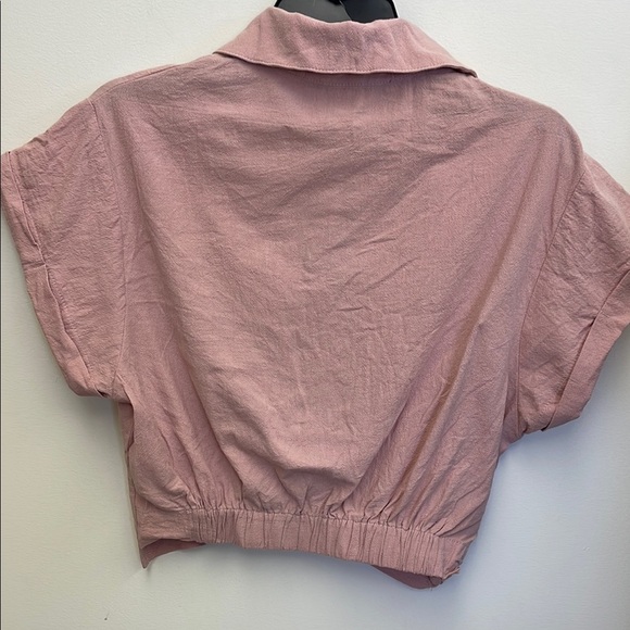 HYFVE Pink Cuffed Sleeve Crop Button Down - Picture 4 of 6